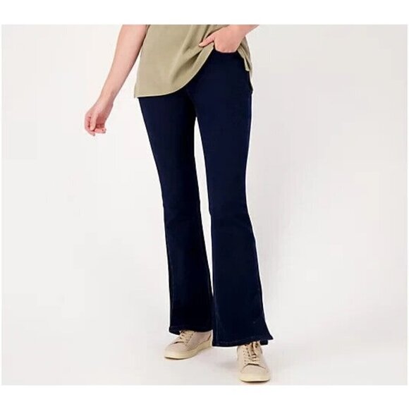 Isaac Mizrahi Live! Divine Denim Regular Pull Bootcut Jean Dark Indigo Plus 28 - Picture 1 of 1